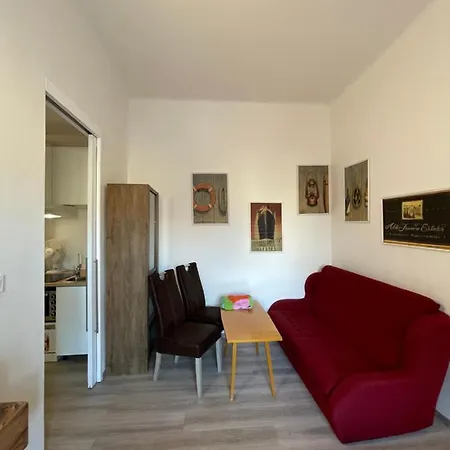 Lägenhet Red&black Centr, Na Hradbach 118