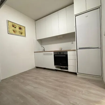 Red&black Centr, Na Hradbach 118 Lägenhet