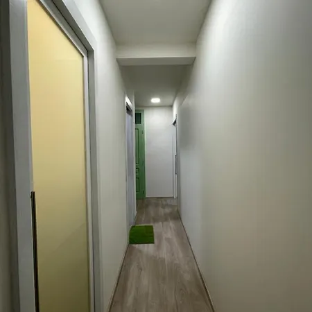 Appartement Red&black Centr, Na Hradbach 118 *