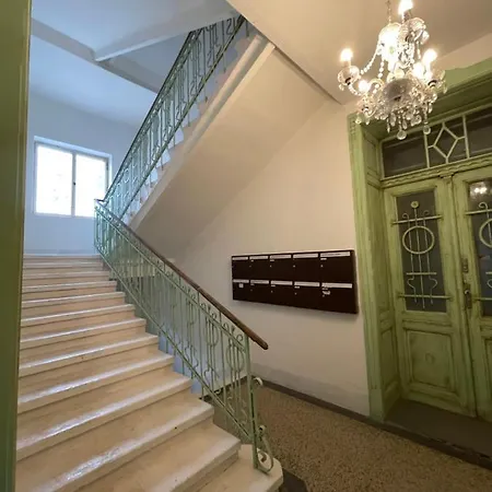 Red&black Centr, Na Hradbach 118 Appartement