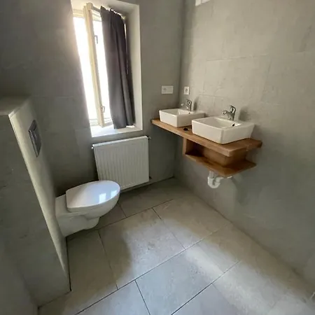 Lägenhet Red&black Centr, Na Hradbach 118