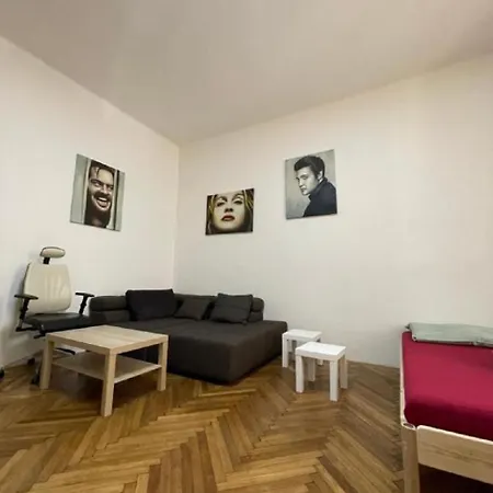 Red&black Centr, Na Hradbach 118 Appartement Ostrava