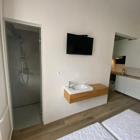 Appartement Red&black Centr, Na Hradbach 118 Ostrava